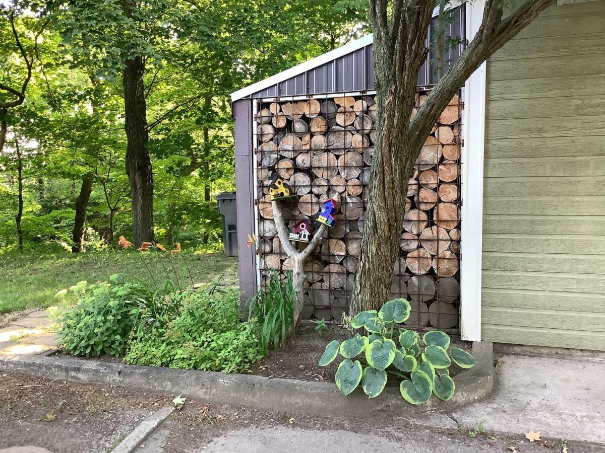 Les Saisons Du Fleuve Bed & Breakfast Lotbiniere Exterior photo