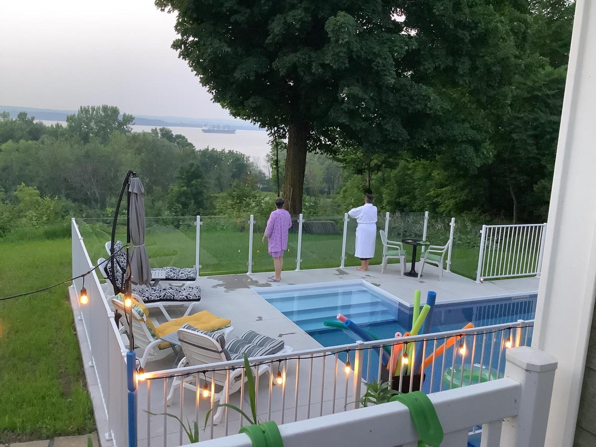 Les Saisons Du Fleuve Bed & Breakfast Lotbiniere Exterior photo